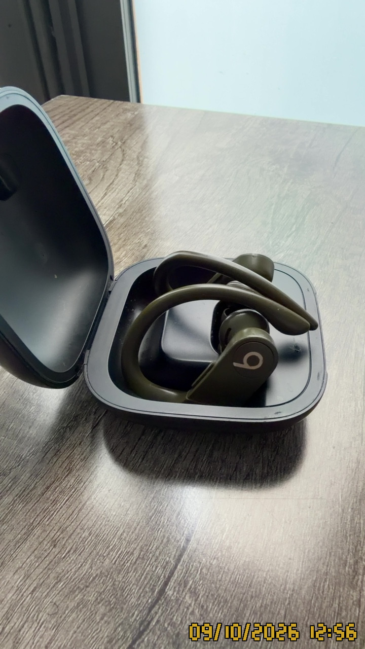 Photo 3 of 3: Beats