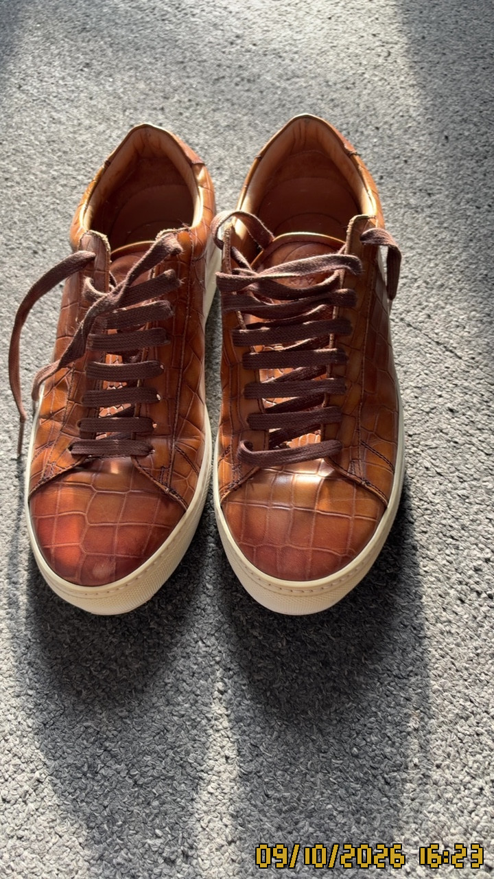 Photo 4 of 4: Men shoes size 43